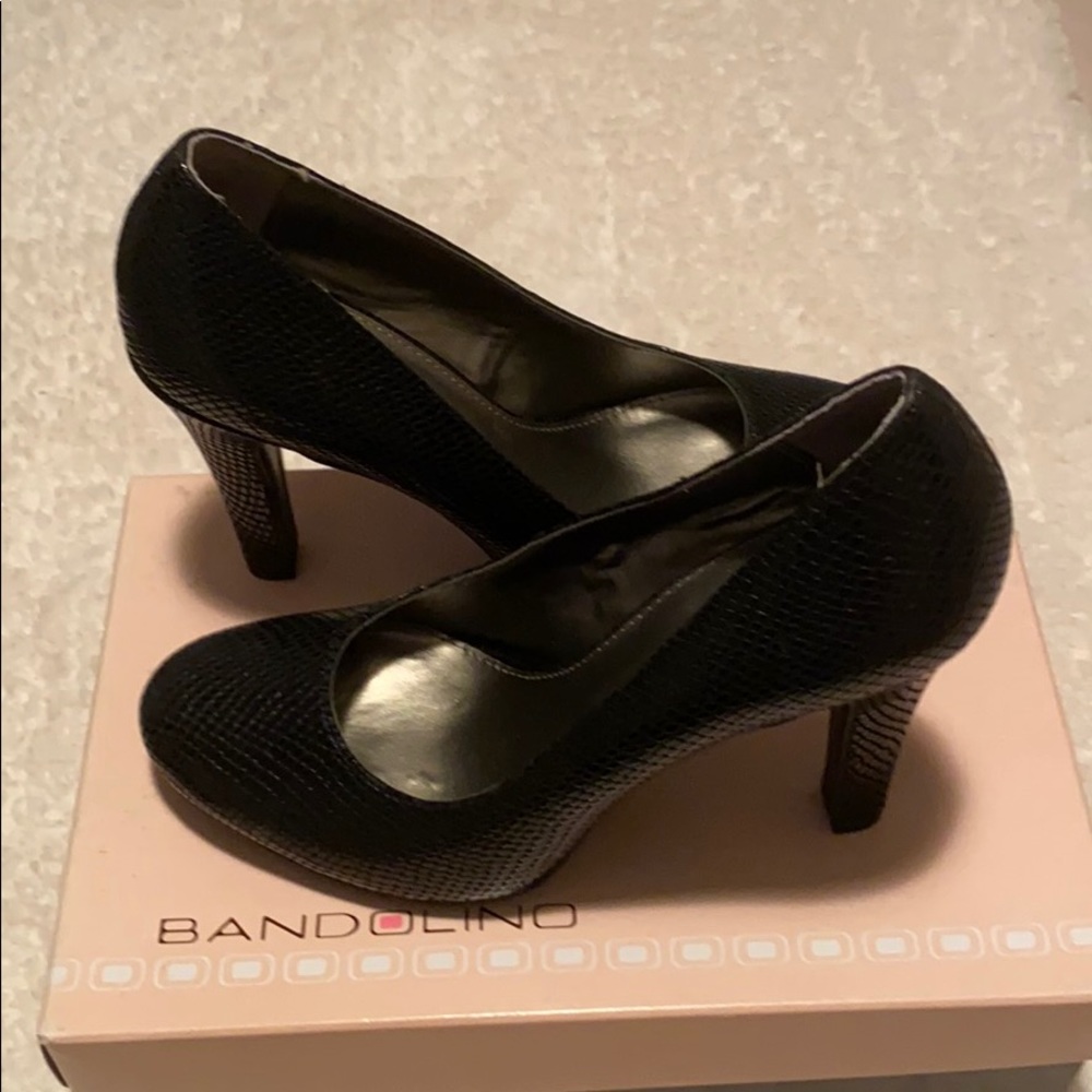 Bandolino heels size 6.5